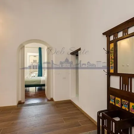 Deb Campo De' Fiori Nel Cuore Di Apartament